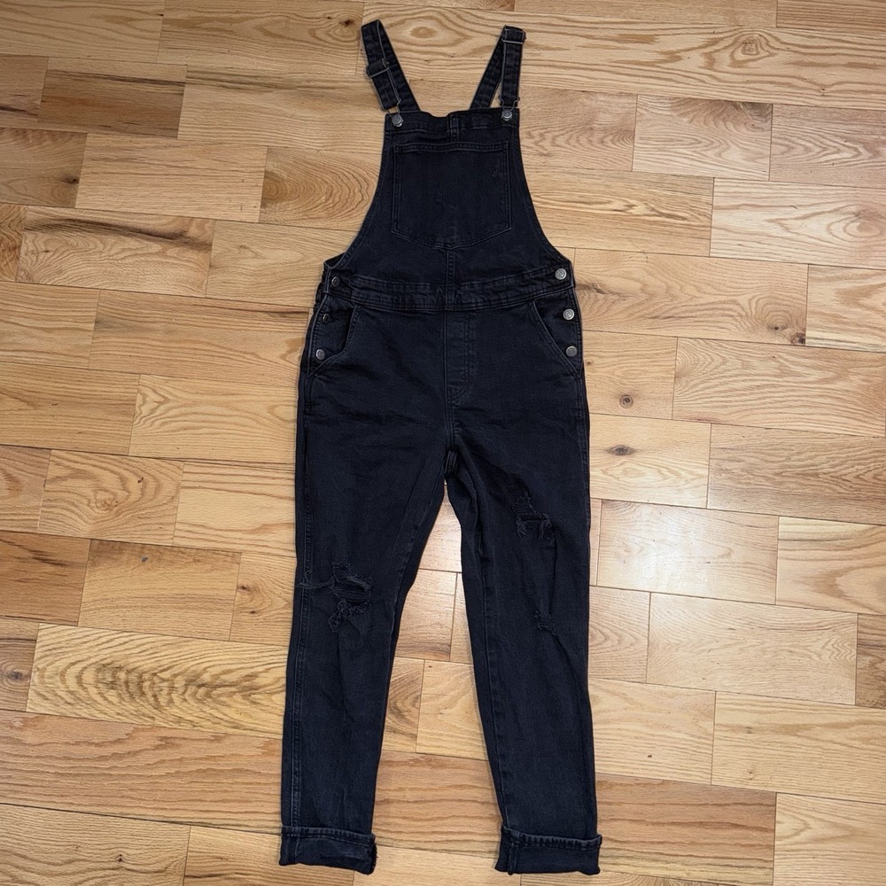 Old Navy Womens Black ripped overalls womens size 6